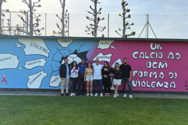 A Chiasso un murales contro la violenza